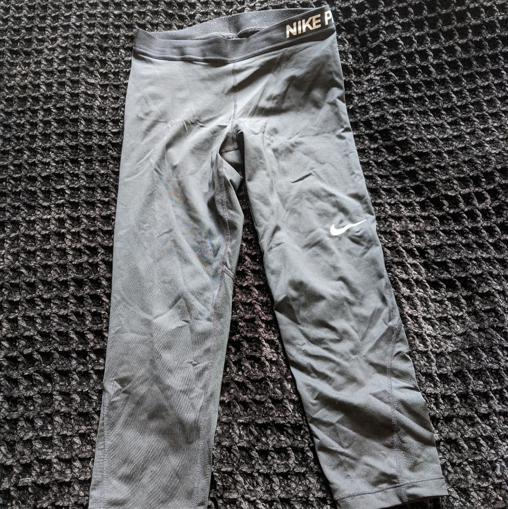 Nike Pro Dry Fit Capri Tights